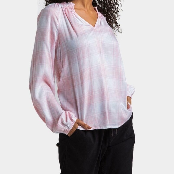 Francesca's Plaid Long Sleeve Blouse Pink/White Size XS - Picture 2 of 4